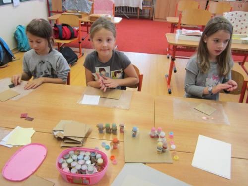 20141106 - Výtvarný kroužek - Výroba smaltovaných šperků