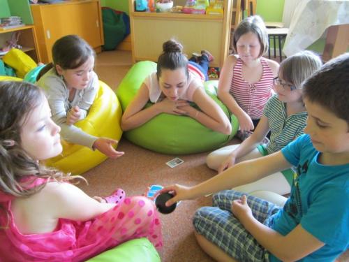 20140528 - ŠD - Povědomé praktikantky ve školní družině