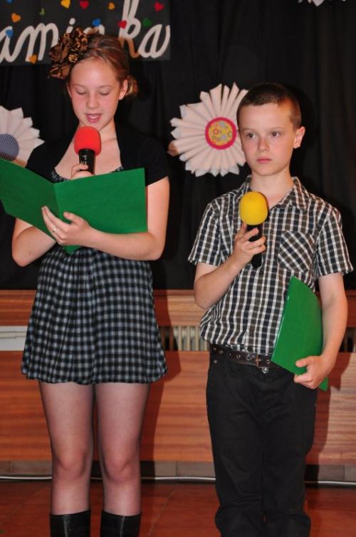 20140511 - DEN MATEK - Vystoupení žáků ZŠ Zlechov v AGRO Zlechov