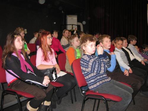 20130318 - Návštěva loutkového divadelního představení Budulínek