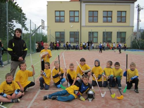 20120516 - Naše školní družina pořádala florbalový turnaj