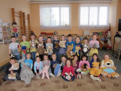 20120418 - U Berušek v mateřské školy byl Plyšákový den