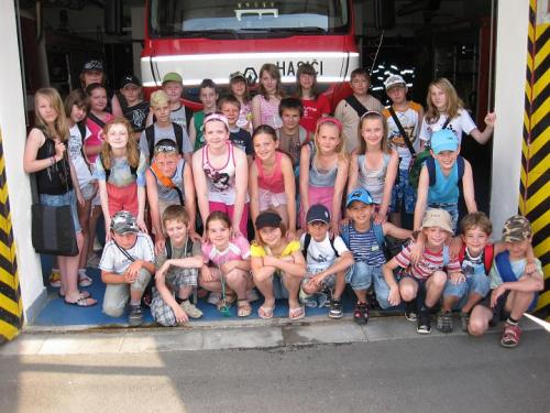 20100611 - Návštěva u hasičů a záchranné služby v Uherském Hradišti
