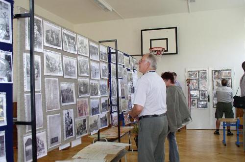 Oslava jubilea obce, výstava ve škola a den otevřených dveří