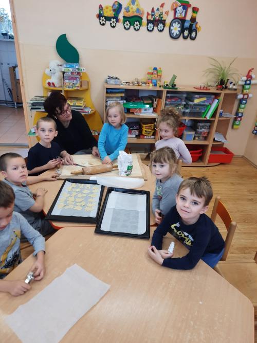 MŠ Pečeme cukroví 