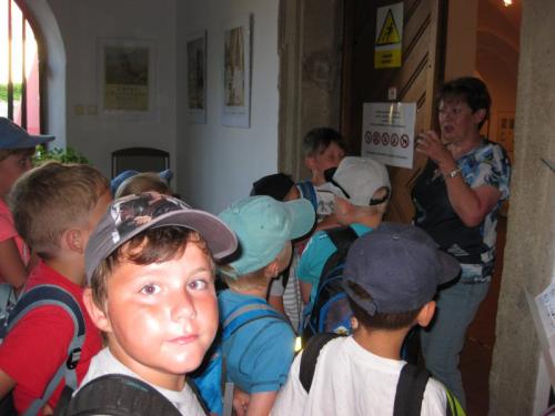 20170626 - 2. třída - Návštěva Galerie SM v Uherském Hradišti a Slováckého divadla