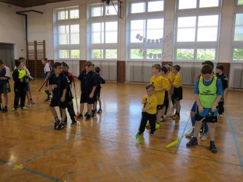 20160421 - ŠD - Florbalový turnaj školních družin v Osvětimanech