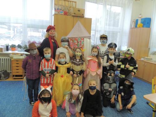 20210205 - 1. třída - Karneval